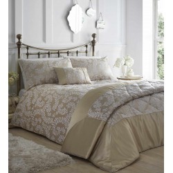 Zahara Duvet Set